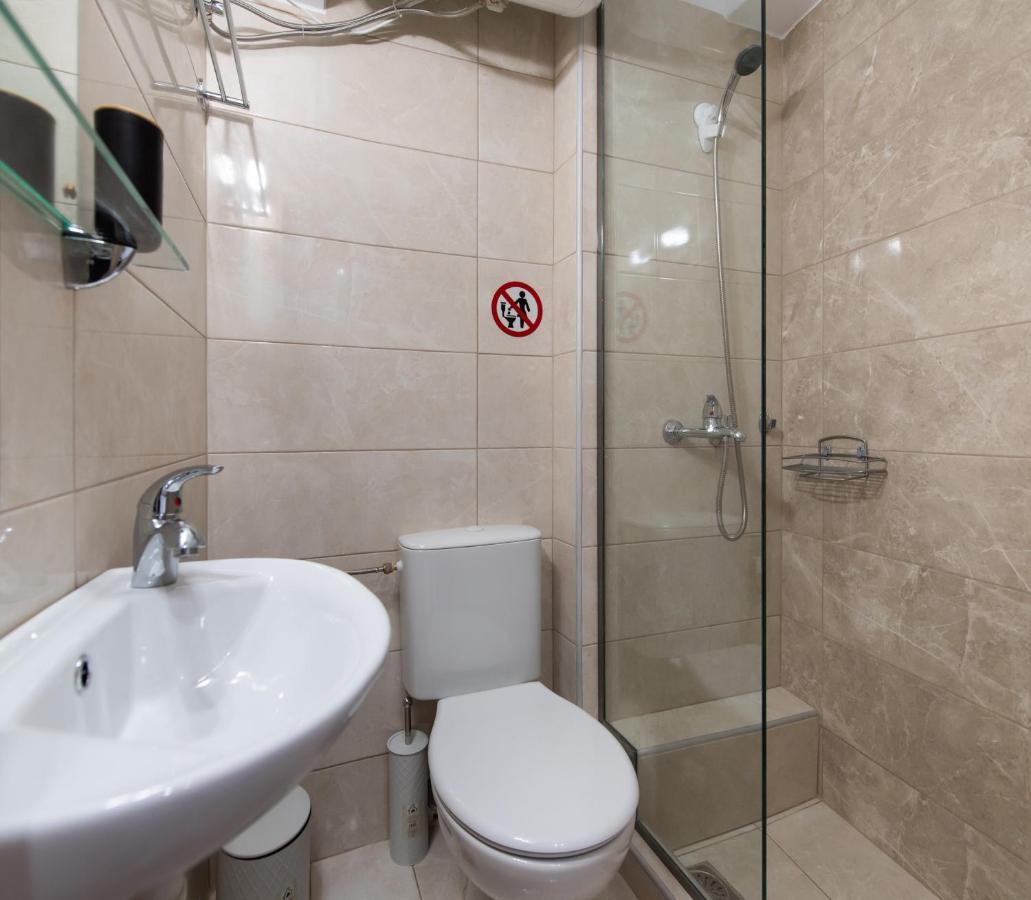 Angelica'S And Irene'S Design Apartments Swimming Pool 尼基亚娜 外观 照片